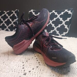 Brooks Shoe Women 6.5 B Adrenaline GTS 21 Low Lace Up Sneaker Run Gym Core Flaw